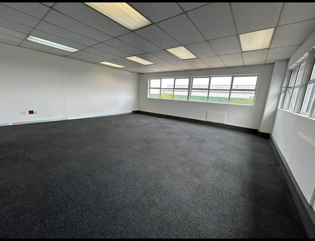 2,170M² WAREHOUSE TO LET IN SPARTAN